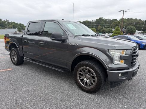 Used 2017 Ford F150 XLT w/ Equipment Group 302A Luxury AWD/4WD image 5