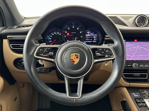Used 2020 Porsche Macan AWD/4WD image 17
