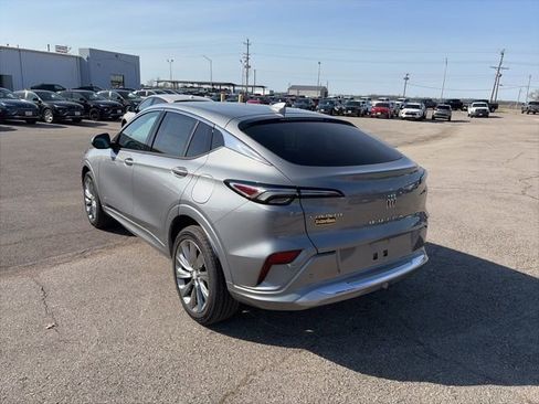 New 2026 Buick Envista Avenir FWD image 4