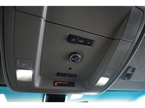 Used 2015 GMC Yukon SLE w/ Convenience Package image 27