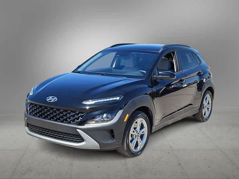 Used 2023 Hyundai Kona SEL w/ Cargo Package AWD/4WD image 4