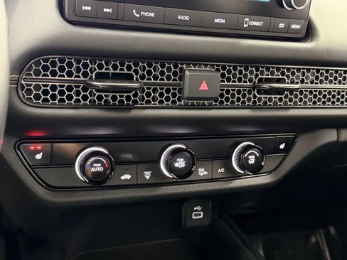 Used 2025 Honda HR-V Sport image 20