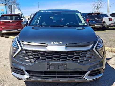 Certified 2024 Kia Sportage LX image 2