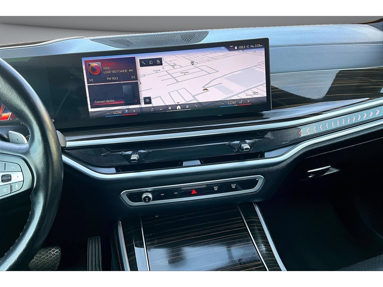 Used 2025 BMW X5 xDrive50e AWD/4WD image 9