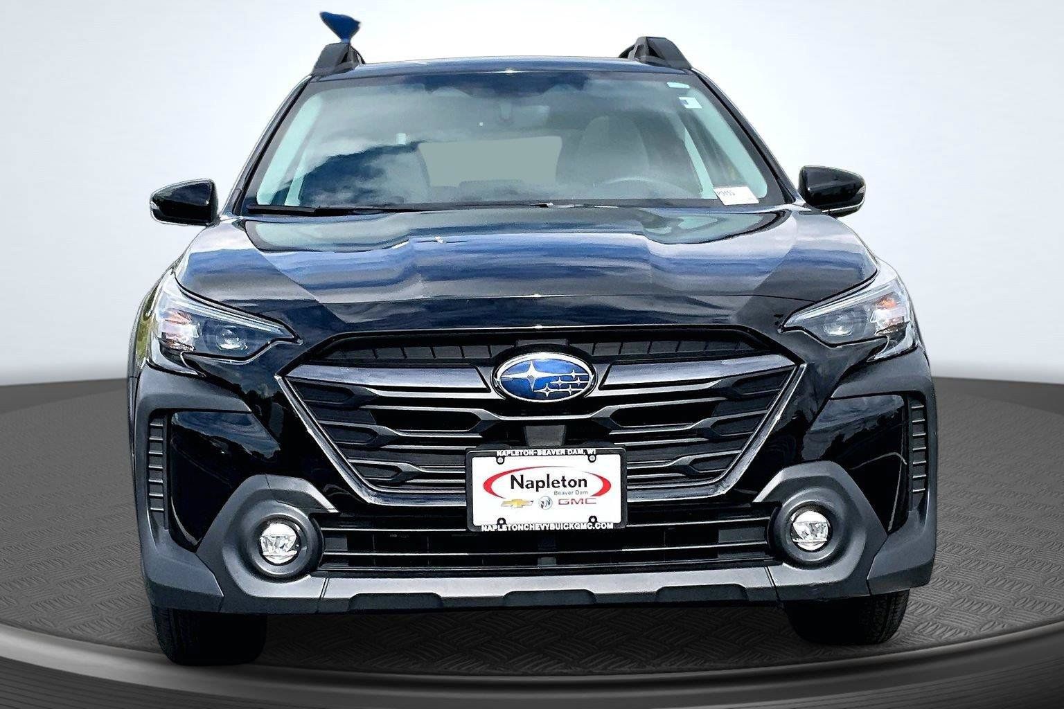 Used 2024 Subaru Outback Premium AWD/4WD image 3