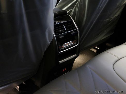 New 2026 BMW X5 xDrive50e w/ M Sport Package image 15