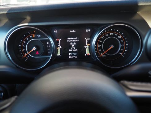 Used 2020 Jeep Gladiator Sport w/ Quick Order Package 24S image 20