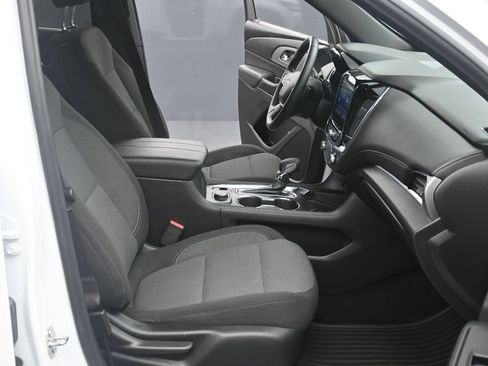 Certified 2023 Chevrolet Traverse LT AWD/4WD image 11