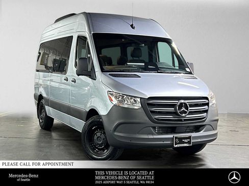 Used 2025 Mercedes-Benz Sprinter 2500 image 1