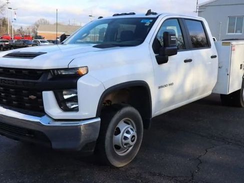 Used 2022 Chevrolet Silverado 3500 W/T w/ WT Convenience Package AWD/4WD image 1