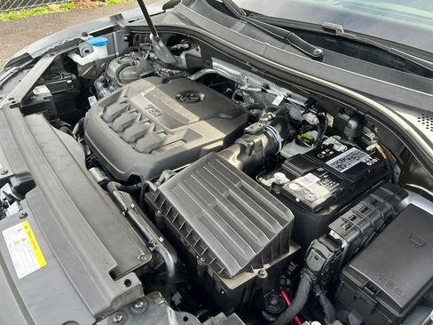 Used 2023 Volkswagen Tiguan SE R-Line FWD image 31