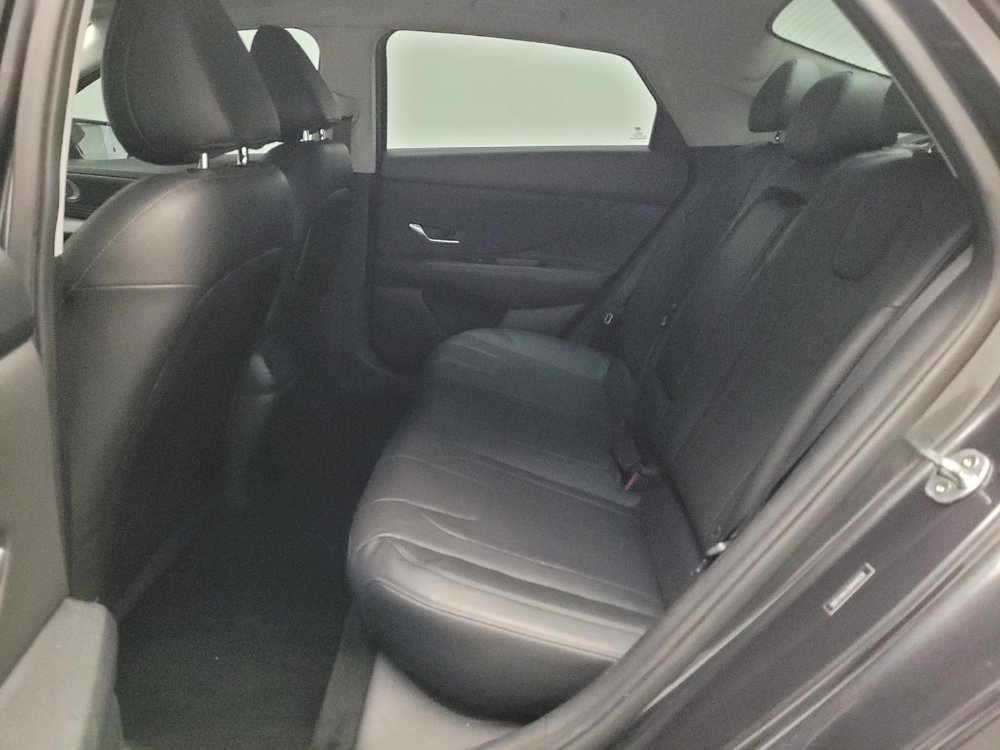 Used 2021 Hyundai Elantra Limited w/ Cargo Package FWD image 18