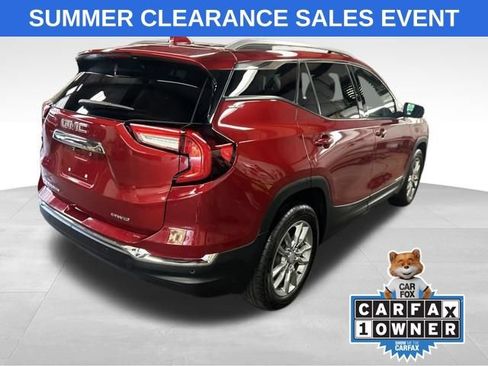 Used 2022 GMC Terrain SLT w/ Infotainment Package II AWD/4WD image 5