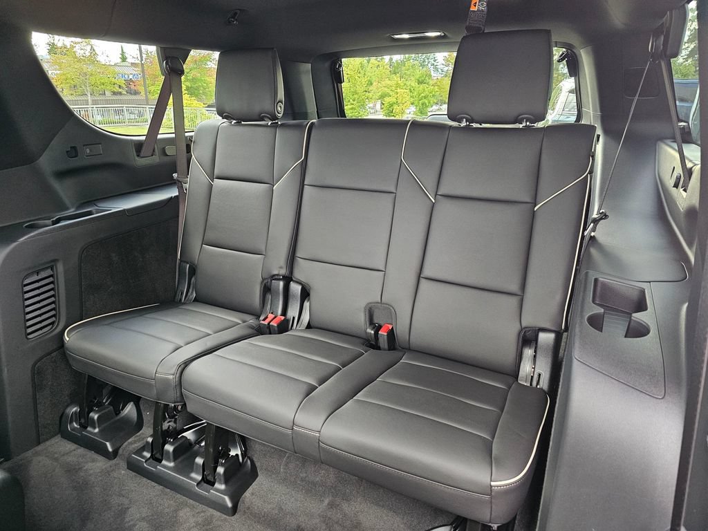 New 2026 Cadillac Escalade ESV Sport AWD/4WD image 18