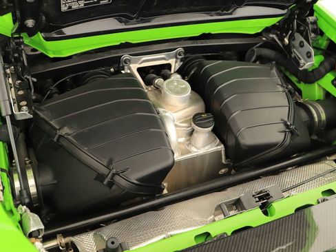 Used 2021 Lamborghini Huracan EVO image 26