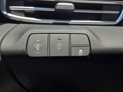 New 2026 Hyundai Elantra SE FWD image 19