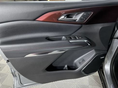New 2026 Chevrolet Traverse RS w/ LPO, Floor Liner Package AWD/4WD image 23