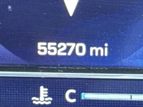 Used 2023 Chevrolet Tahoe Z71 w/ Luxury Package image 33