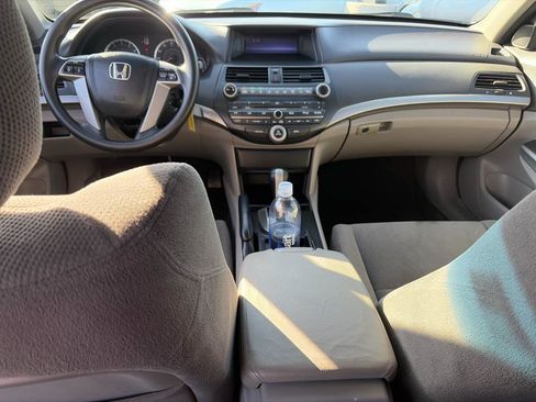 Used 2010 Honda Accord EX image 17