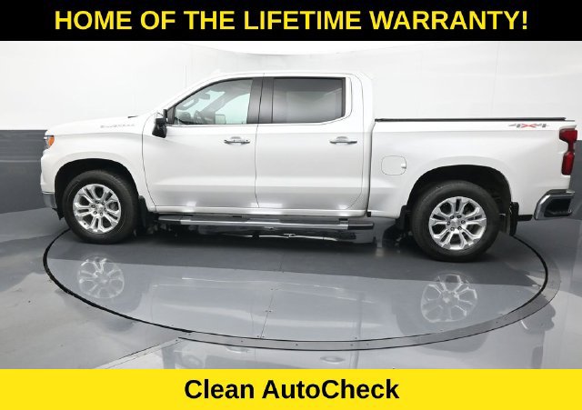Used 2022 Chevrolet Silverado 1500 LTZ AWD/4WD image 4