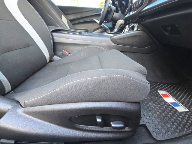 Used 2022 Chevrolet Camaro LT w/ RS Package RWD image 13