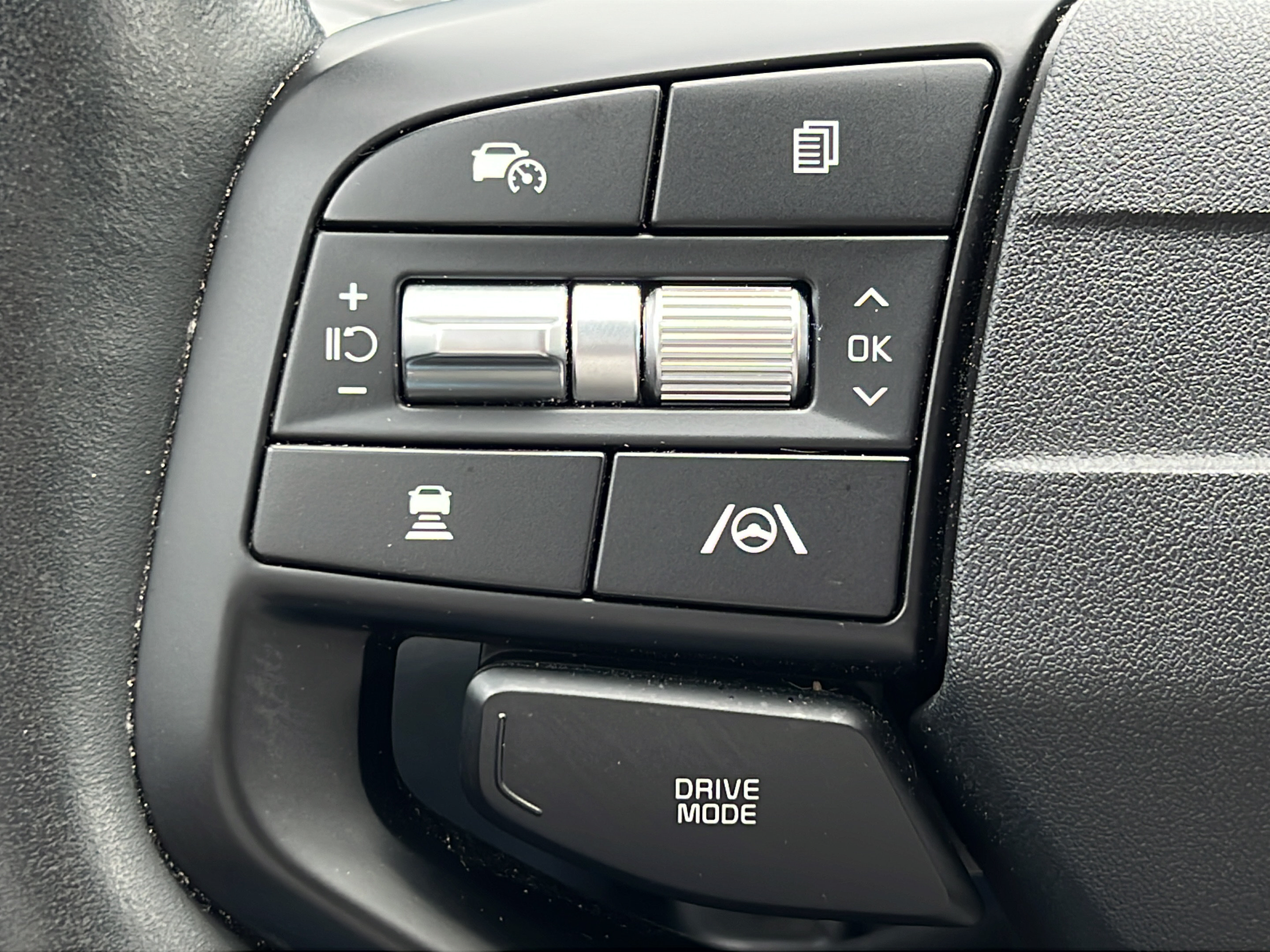 Certified 2026 Kia Sportage EX FWD image 19