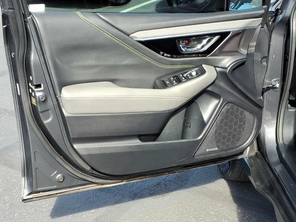 Certified 2024 Subaru Outback Onyx Edition AWD/4WD image 25