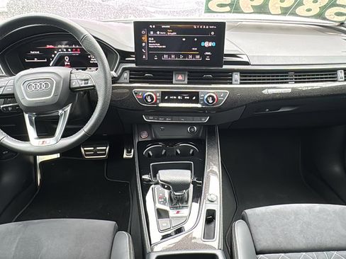 Used 2025 Audi S5 Premium Plus image 17