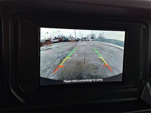 Used 2021 Ford Bronco Black Diamond w/ Sasquatch Package image 17