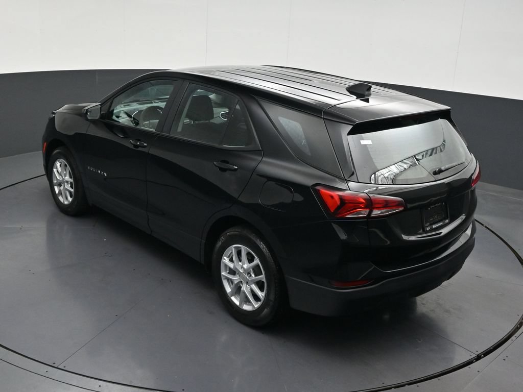 Used 2024 Chevrolet Equinox LS FWD image 18