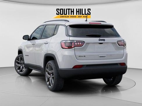 New 2026 Jeep Compass Latitude image 3