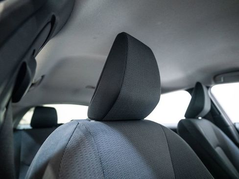 Used 2025 Toyota Prius LE image 16