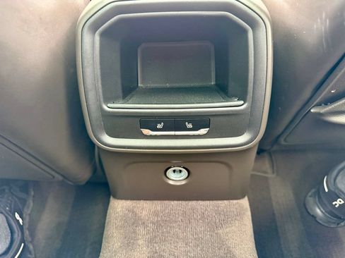 Used 2015 Porsche Macan S AWD/4WD image 37