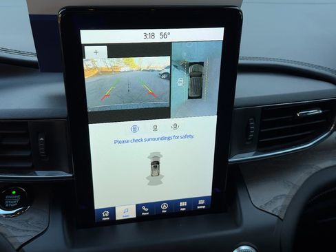 Certified 2020 Ford Explorer Platinum w/ Premium Technology Package image 27