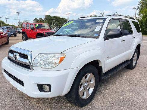 Used 2006 Toyota 4Runner SR5 RWD image 4