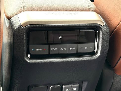 Used 2025 Toyota Land Cruiser w/ Premium Package AWD/4WD image 7