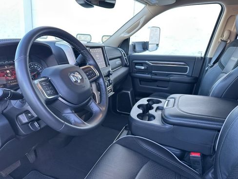 Used 2021 RAM 2500 Laramie w/ Off Road Package image 11