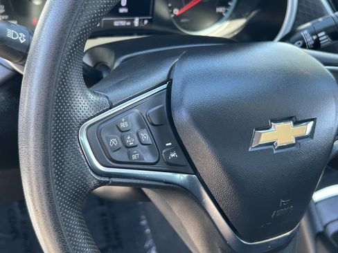 Used 2024 Chevrolet Malibu LT FWD image 24