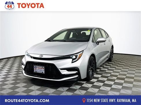 Used 2023 Toyota Corolla SE image 1