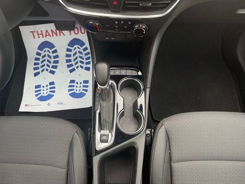 Used 2025 Buick Encore GX Preferred AWD/4WD image 26