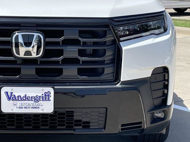 New 2026 Honda Pilot Sport image 8