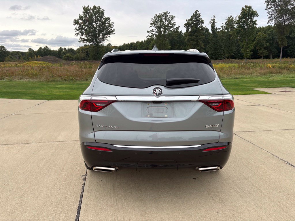 Used 2023 Buick Enclave Premium w/ Experience Buick Package FWD image 5