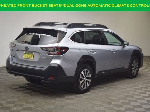 Used 2024 Subaru Outback Premium image 7