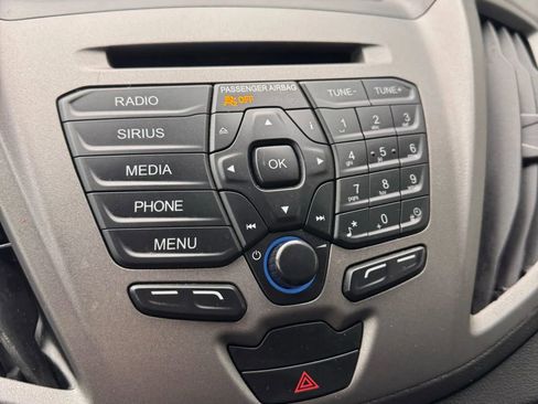 Used 2019 Ford Transit 250 130 Low Roof RWD image 21