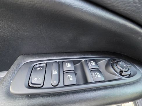 Used 2021 Jeep Compass Latitude AWD/4WD image 8