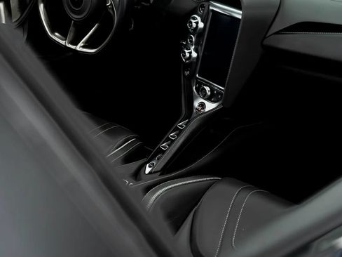 Used 2020 McLaren 720S Spider RWD image 28