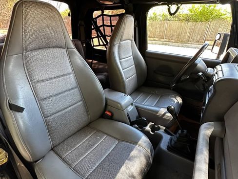 Used 1997 Jeep Wrangler SE AWD/4WD image 30