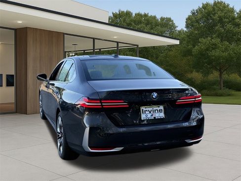 New 2026 BMW 530i w/ Premium Package image 11