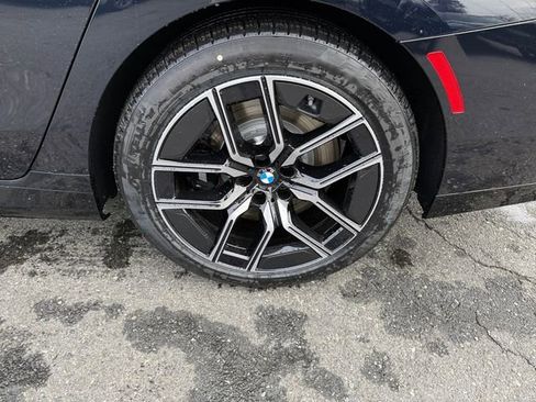 New 2026 BMW 760i xDrive image 18
