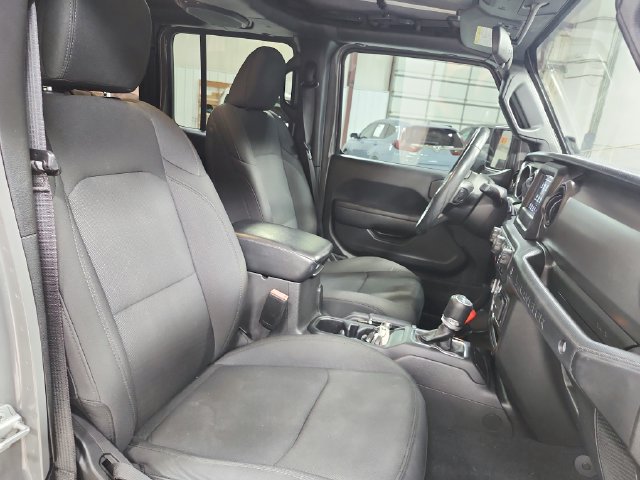Used 2022 Jeep Wrangler Unlimited Sport AWD/4WD image 34